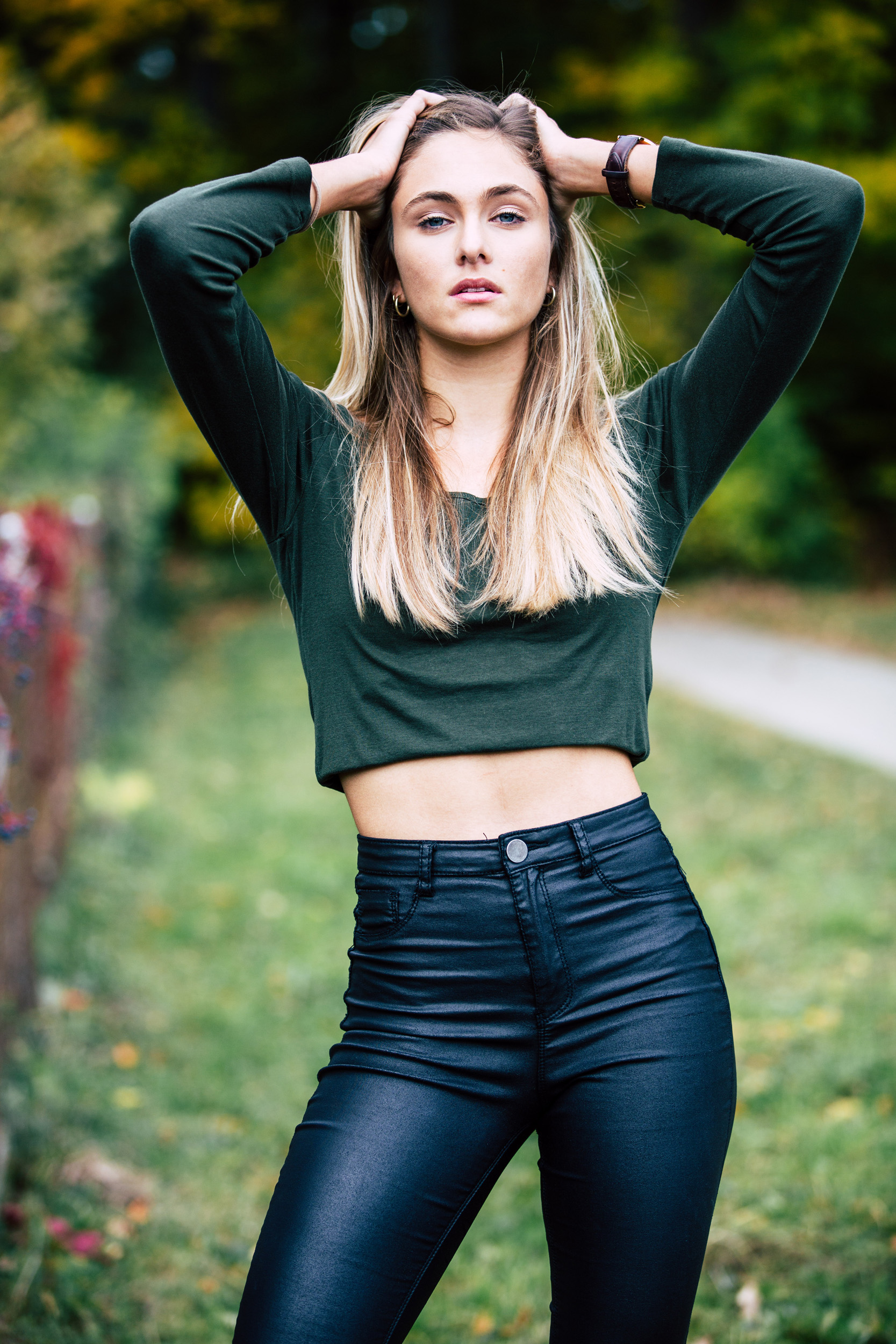 Model Sedcard Arina Luisa Leather Pants Shuffle Workshops Dance Portrait Photoshooting Armin Nussbaumer